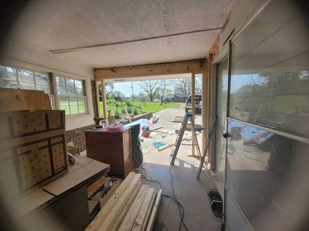 Air movers and dehumidifier for Drying & Dehumidification in Oneida